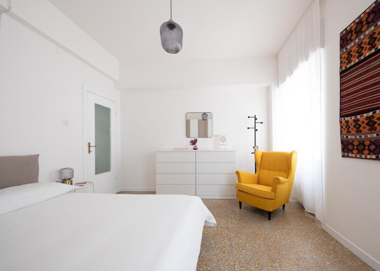 Appartement Domus Deiana à Cagliari Extérieur photo